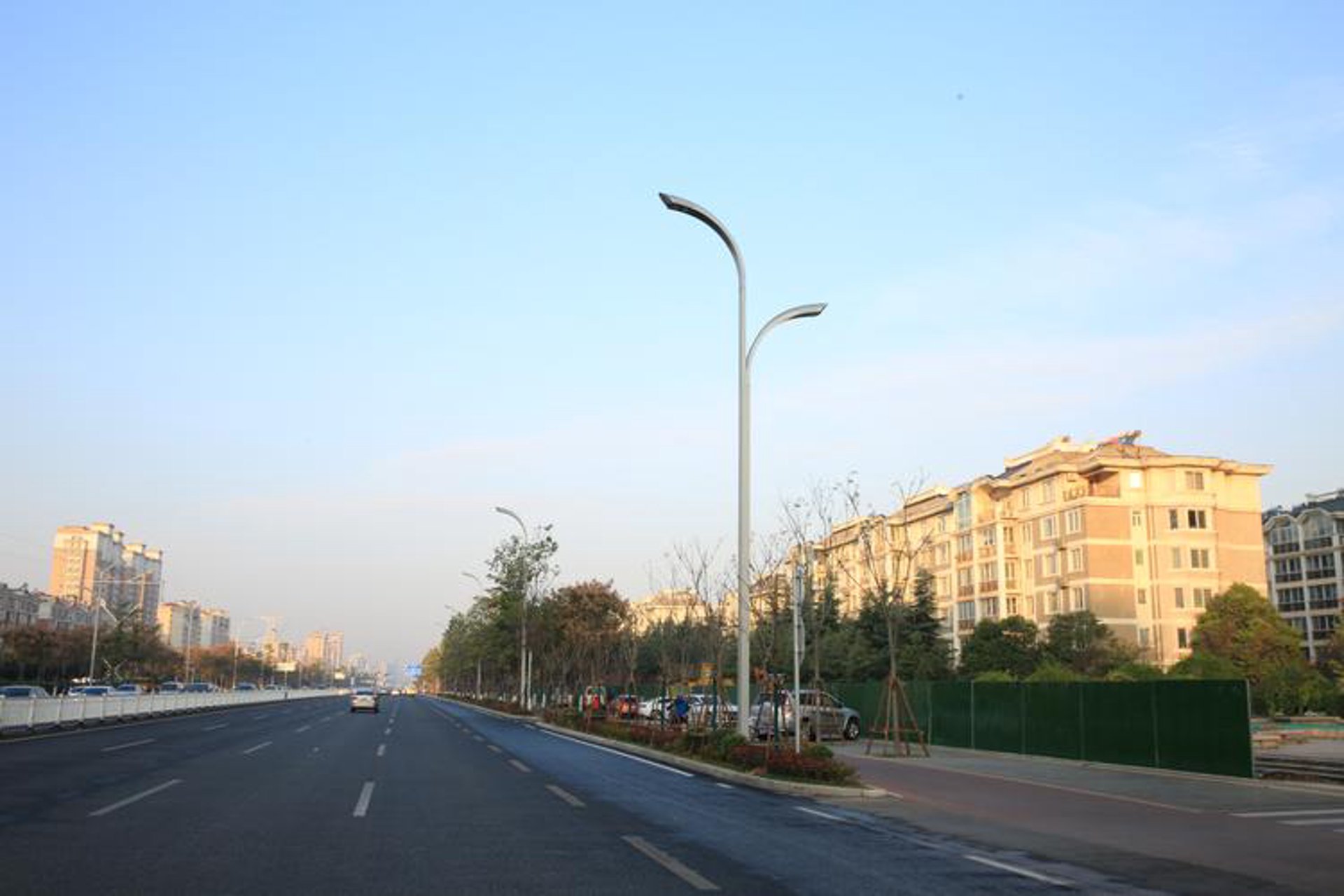 选购锂电太阳能路灯，助您点亮绿色生活